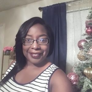 Meet your Posher, Yolanda